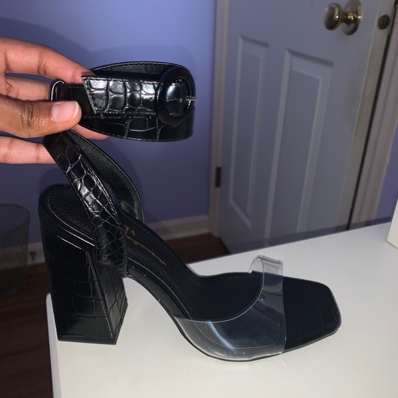 Fashion Nova Lost Your Chance Heels - Picture 2 of 3
